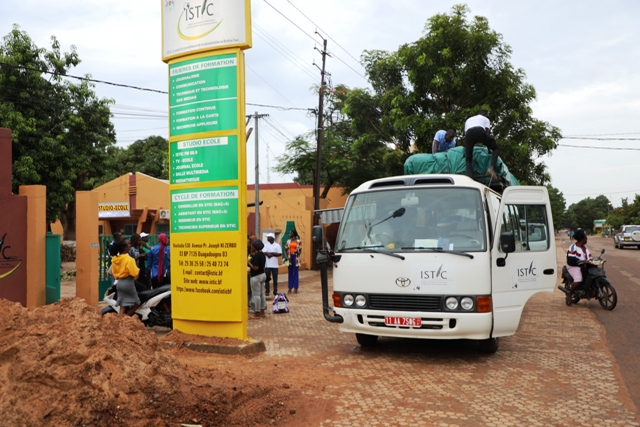Carnet de route Ouaga-Tamalé-Accra : 1000 kilomètres en quête du savoir